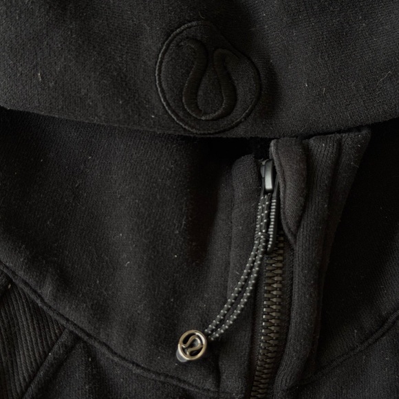lululemon Black scuba hoodie cropped - Picture 2 of 2